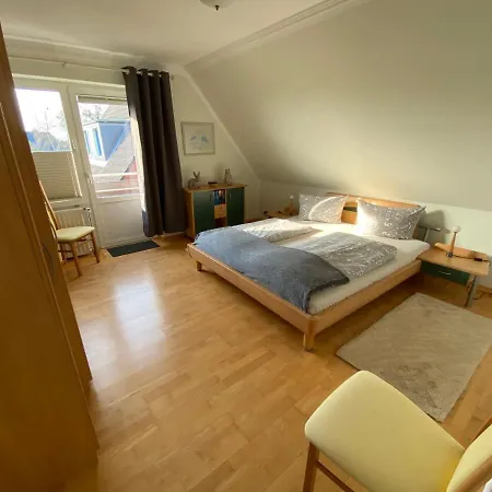 Ferienwohnungen Stips Toenning Exterior photo