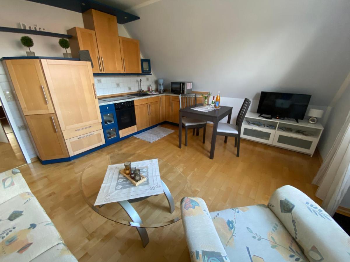 Apartment Stips