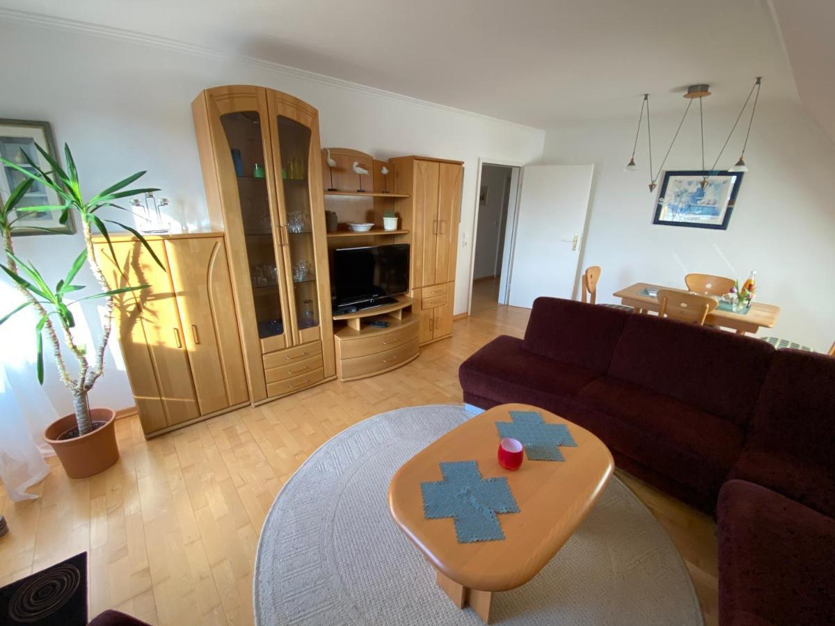Apartment Stips *